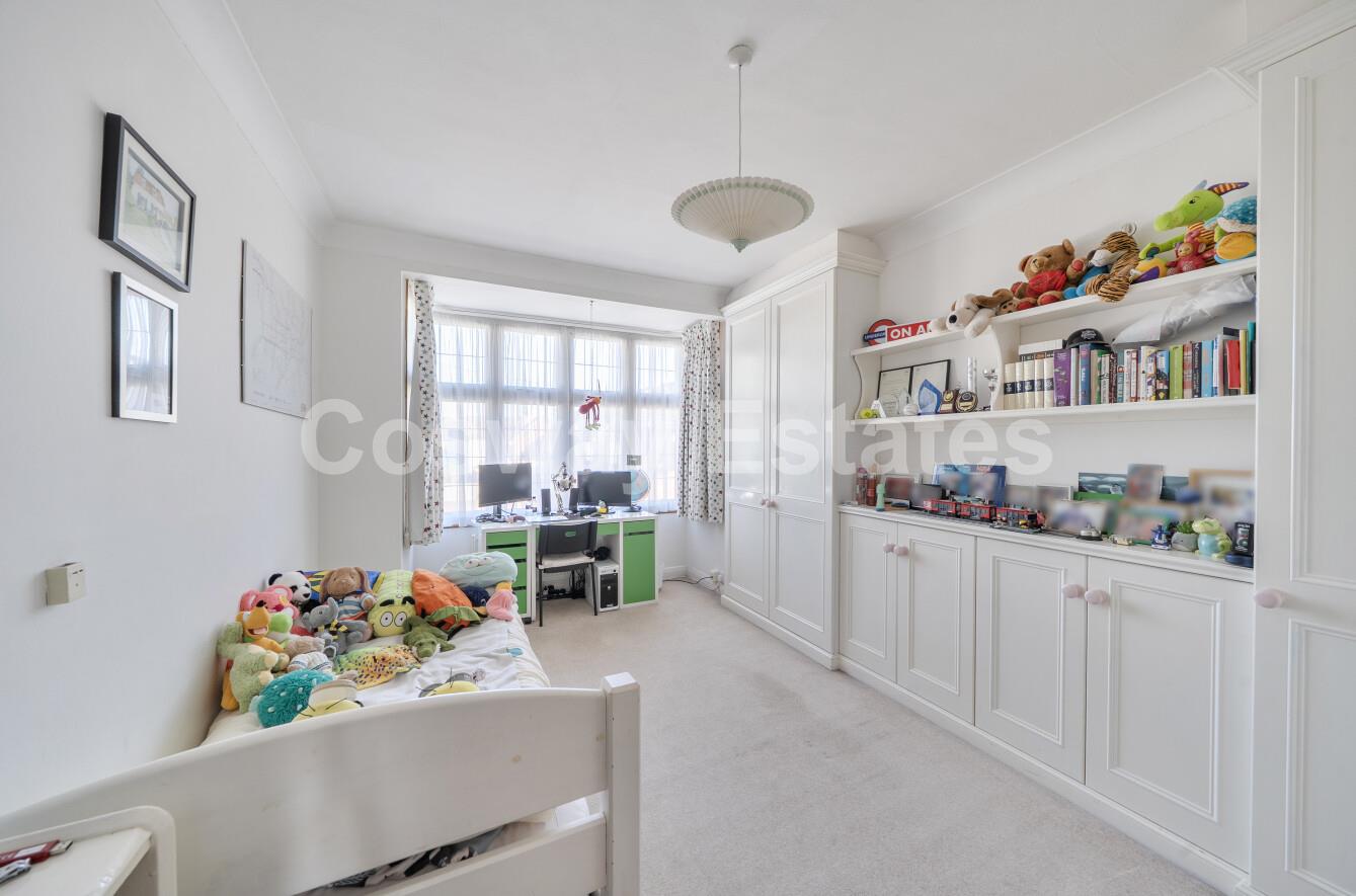 Sunnydale Gardens, Mill Hill, NW7, London